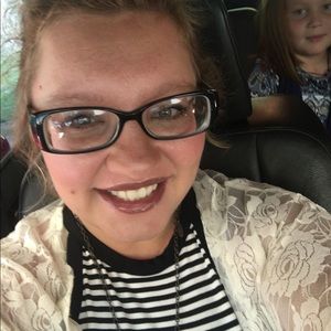 Meet your Posher, Chelsie